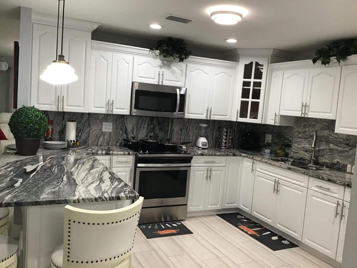 Mary'S Luxury House Villa Tampa Exterior photo