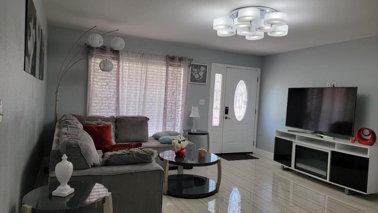 Mary'S Luxury House Villa Tampa Exterior photo